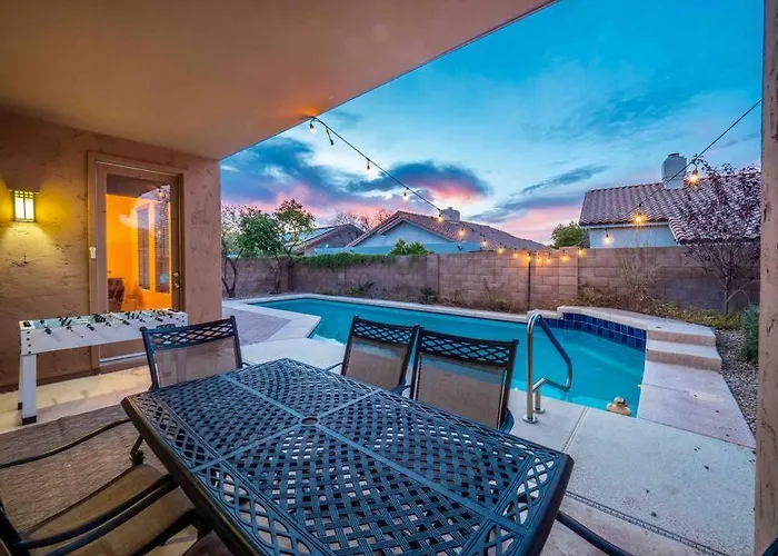 Private House In N Scottsdale *